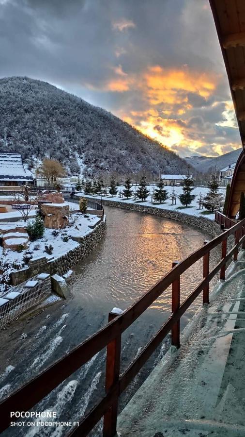 Freskia Resort Ferizaj Exteriör bild